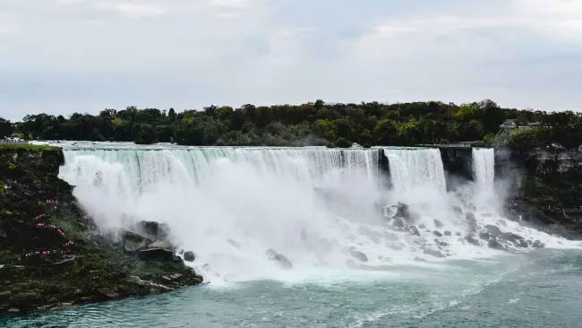 Niagara Falls , Canada destination slide