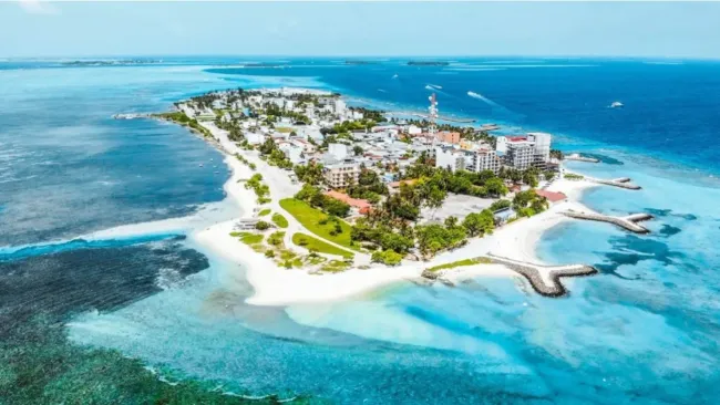 Maafushi, Maldives destination slide