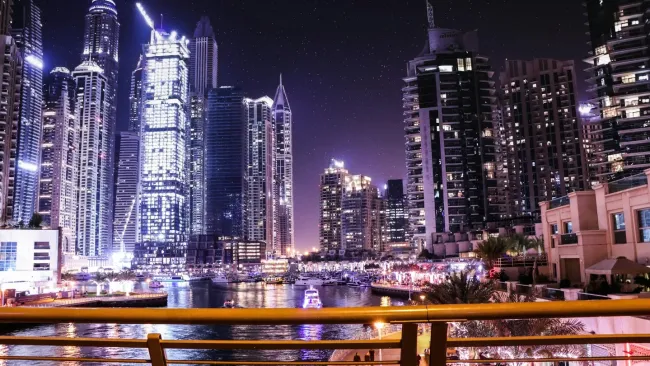 2nts Dubai Stay & 7nts Destination Desert Cruise