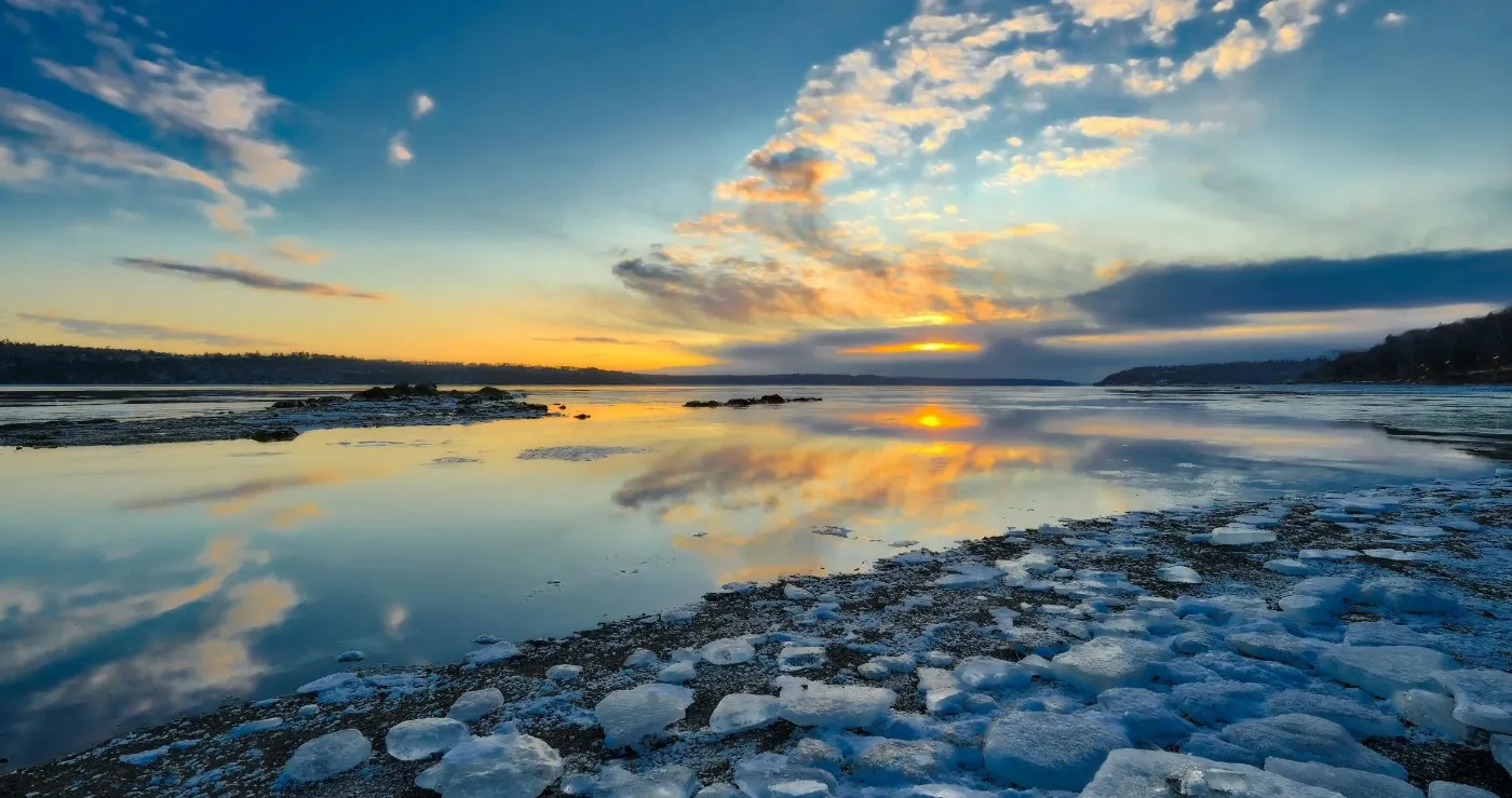 Quebec City, CA destination slide