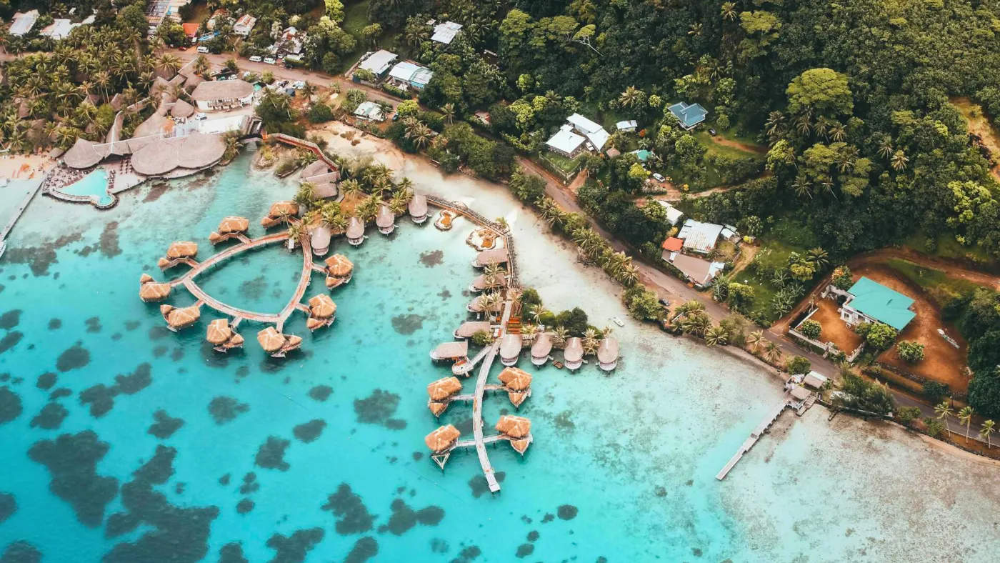 Tahitien, Tahiti destination slide